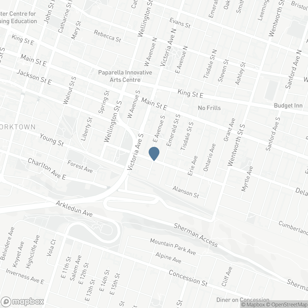 127 EAST AVENUE S, Hamilton, Ontario L8N 2T6